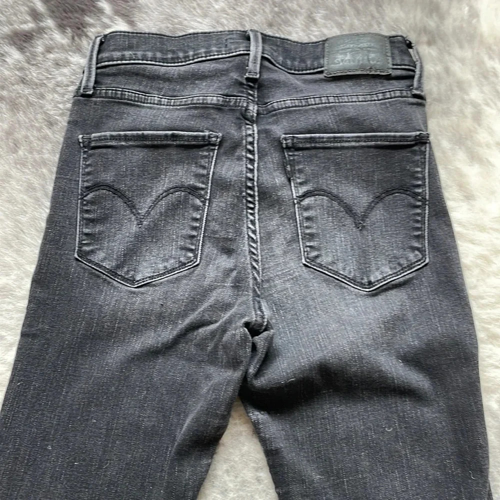 Levi's 720 High Rise Super Skinny Jeans - Picture 13 of 15